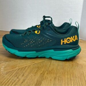 Hoka Challenger 6 ATR